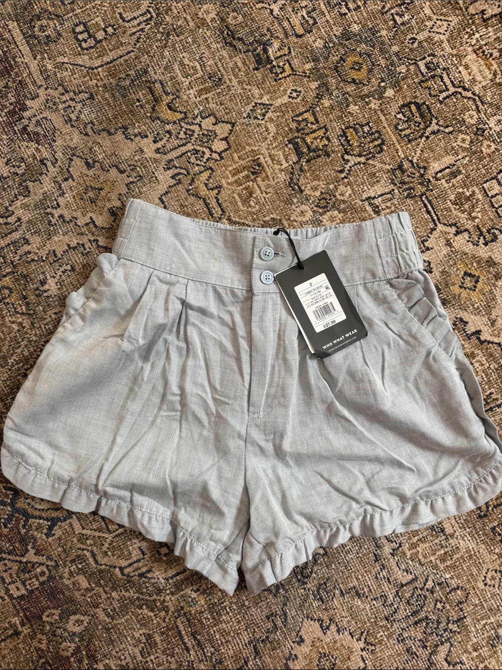 Who What Wear Light Gray High-Waist Pleated Shorts